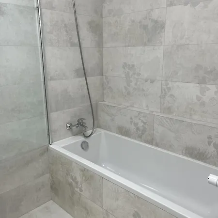 Os. Winnica Apartment *